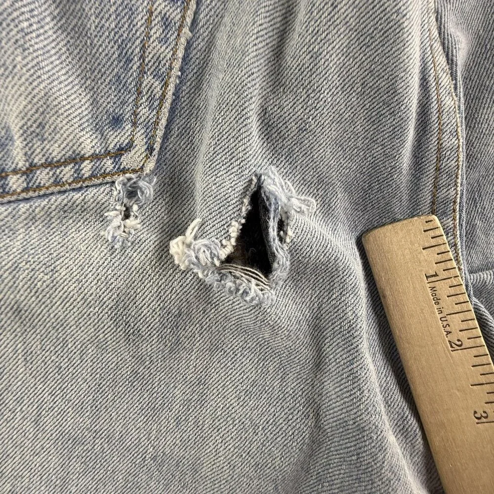 Vintage Levi's 501 Jeans Mens 34x32 Blue Light Wash Straight Leg Denim USA 90s